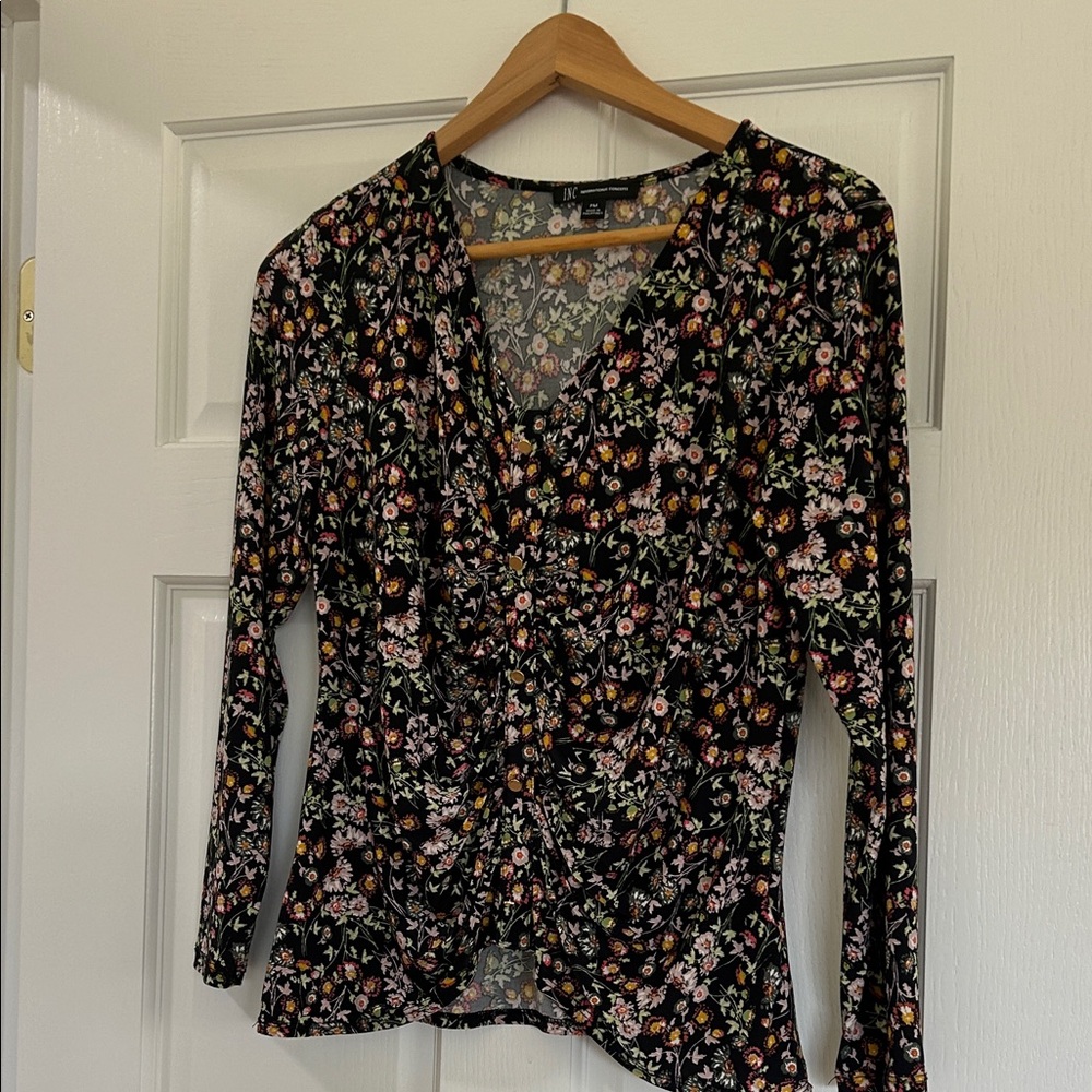 INC International Concepts Black Floral Twist-Front Long Sleeve Top